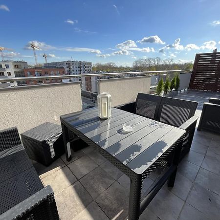 Апартаменты Apartament Z Tarasem Oraz Podziemnym Parkingiem Краков Экстерьер фото